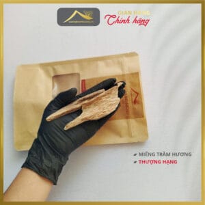 Trầm Hương Miếng Nguyên Chất Thượng Hạng
